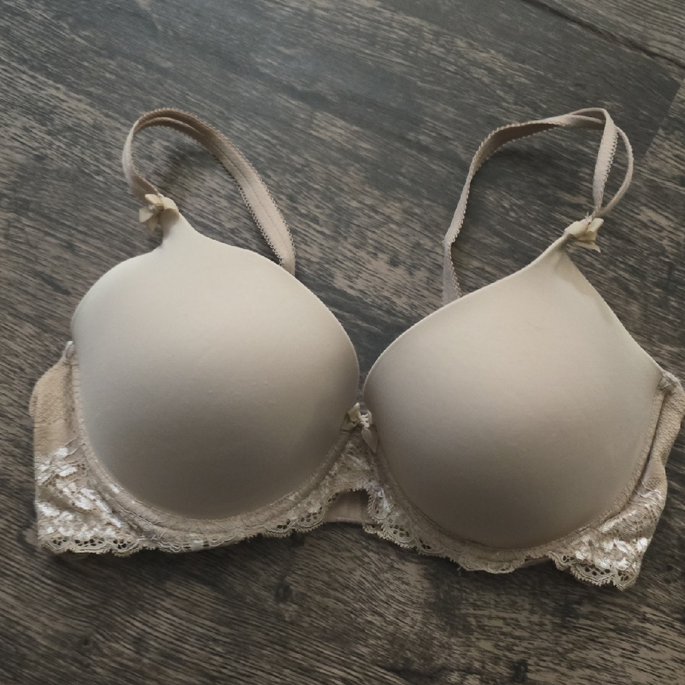 MODERN MOVEMENT Elegant Lace Trimmed Bra in Taupe Sz 36C‎